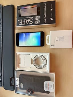 Apple iPhone SE 64 GB mobiltelefon