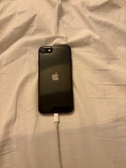 Apple iPhone SE 64 GB svart