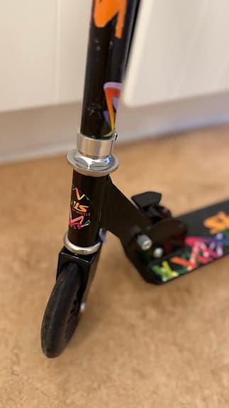 Skills, Scooter Shadow + Stiga skydd