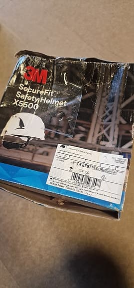 Skyddshjälm 3M