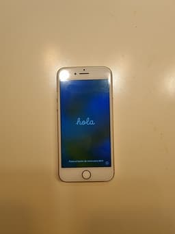 iPhone 8 Guld (64GB) – Nytt batteri (100%) & ny skärm + tillbehör