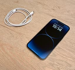 iPhone 14 Pro 128 GB Svart – Olåst – iOS 18