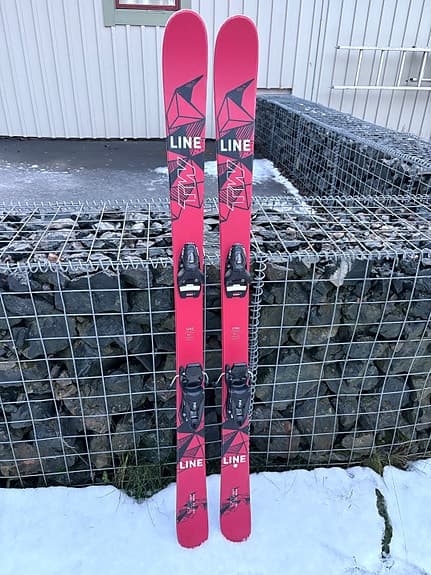 Line Tom Wallish Pro 149 cm 2024