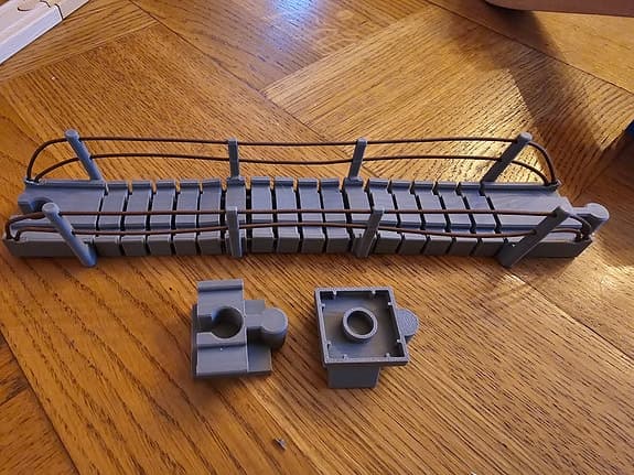 Hängbro / Repbro Brio/Ikea/Lidl/Duplo tågbana