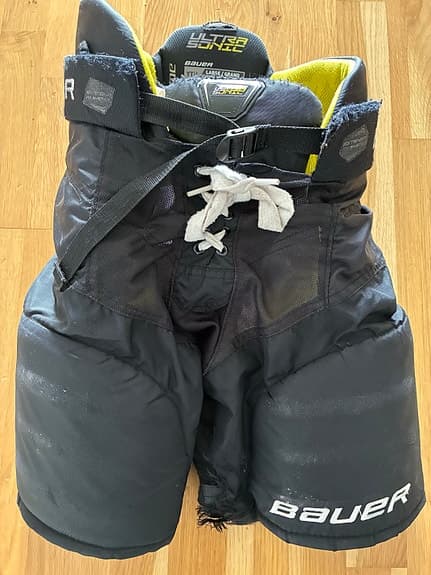 Bauer Supreme Ultra Sonic. Stl Youth L.