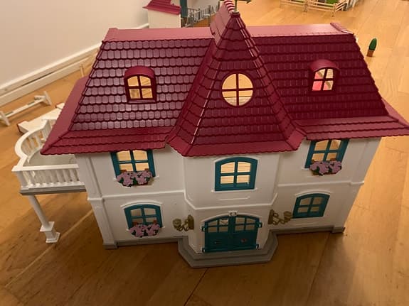 Schleich Lakeside countryhouse med massa tillbehör och fem extra hästar