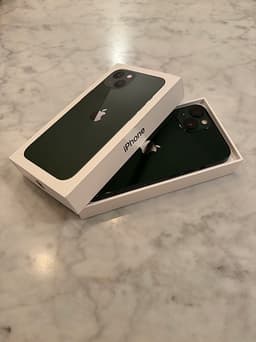 Apple iPhone 13 128GB Grön