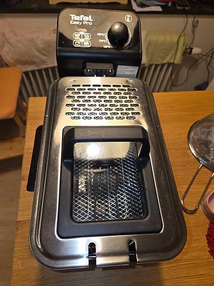 Tefal Easy Pro fritös FR333070
