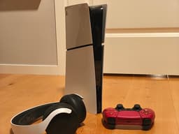 Playstation 5 Slim Digital Edition + Hörlurar