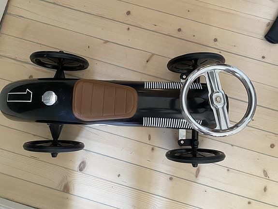2 st Magni gåbilar grå + svart