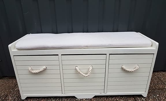 Bänk med förvaring 45x100x35 cm vit med dyna