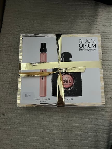 Yves Saint Laurent Black Opium Parfymset för kvinna
