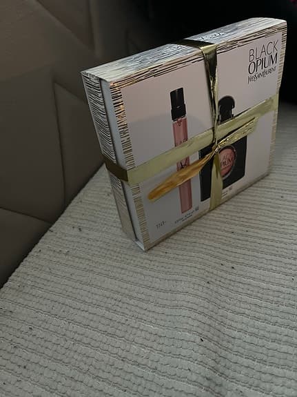 Yves Saint Laurent Black Opium Parfymset för kvinna