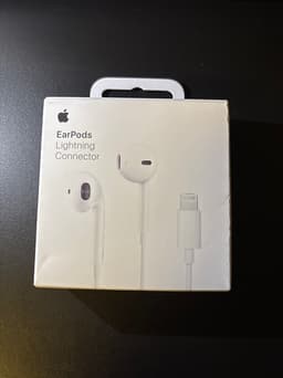 Apple Earpods med Lightning hörlurar (med kvitto)