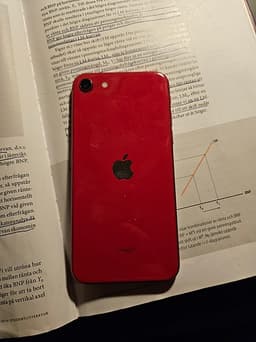 IPhone SE! Perfekt Första Telefon! SENASTE IOS!