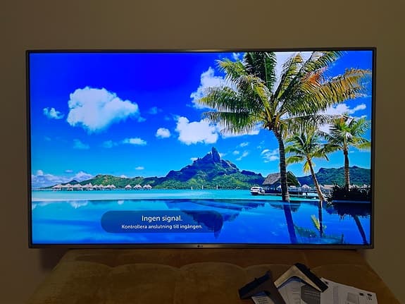 LG 55” 4K UHD Smart Tv Nyskick komplett