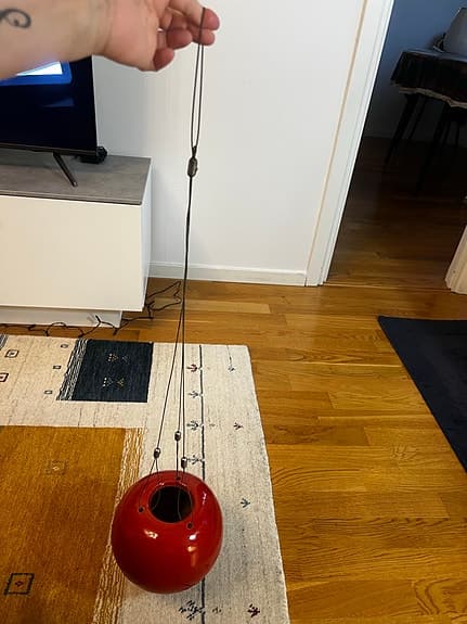 Hängande kruka i keramik dekorativ