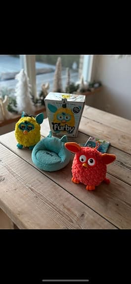 Hasbro Furby Lighting Zap Interaktiv Leksak Gul Teal