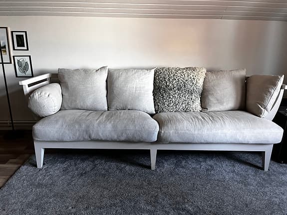 Norrgavel klassisk träsoffa 4-sits i nyskick