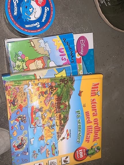 4 Spel (med 1 bok)