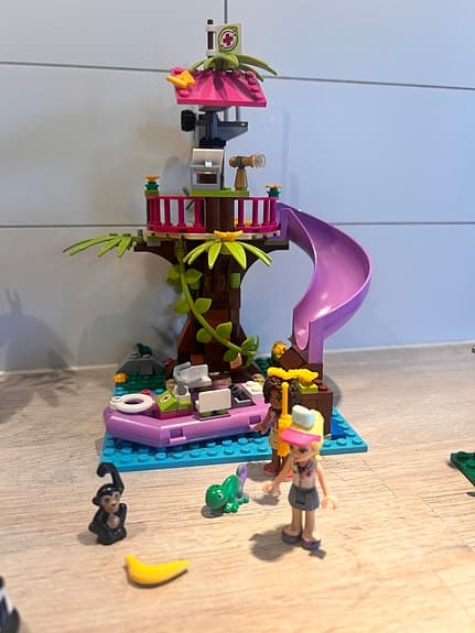 LEGO Friends - Räddningsstationen i djungeln 41038