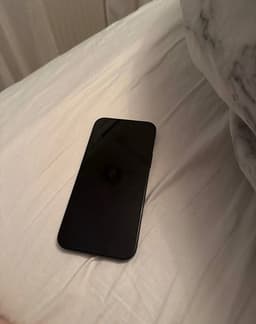 Apple iPhone 15 plus 128 GB