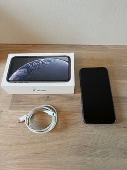 iPhone XR, 64GB