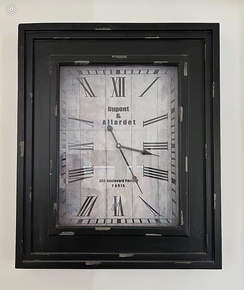 Väggklocka i shabby chic