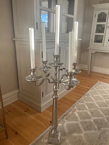 Hög golvljusstake