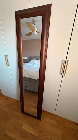 Mio Helios golvspegel i trä