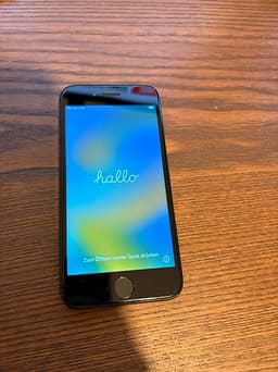 iPhone 8 64 GB nytt batteri och med extra skärmskydd