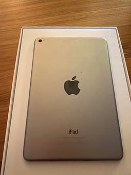 Apple iPad mini 4 128 GB