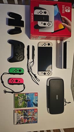 Komplett Nintendo Switch OLED-paket – Pro Controller, extra Joy-Cons & Toppspel