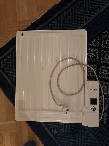 Otermo elektrisk panelvärmare med digital termostat