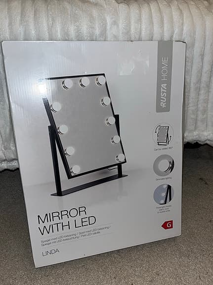 Rusta Linda Spegel med LED-belysning