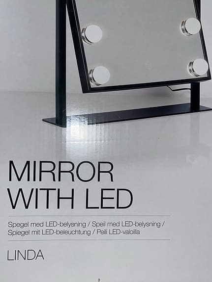 Rusta Linda Spegel med LED-belysning