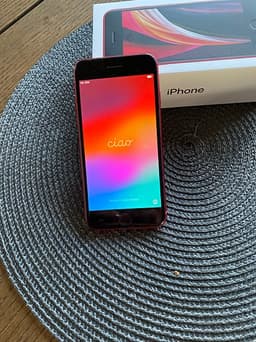 Apple iPhone SE (2-3 gen) 64 GB mobiltelefon