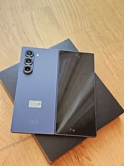 Samsung Galaxy Z Fold 6 256 GB Marinblå