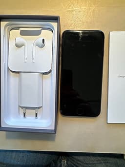 Apple iPhone 8 64 GB svart