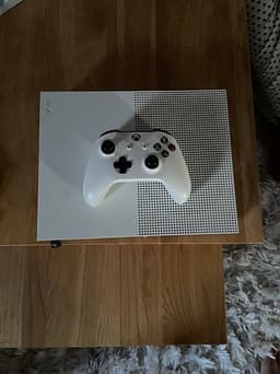 Xbox One S spelkonsol vit