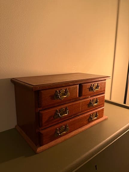 Vintage låda/minibyrå