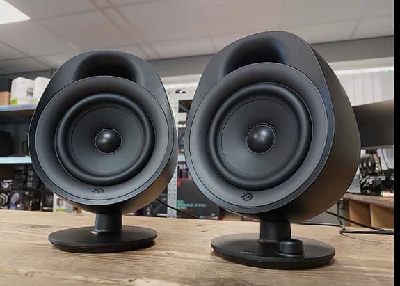 Steelseries Arena 3 Högtalare - sladd &  trådlös Bluetooth