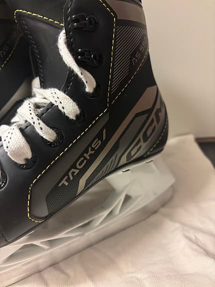 CCM Tacks AS 550. Ishockeyskridskor barn s 32