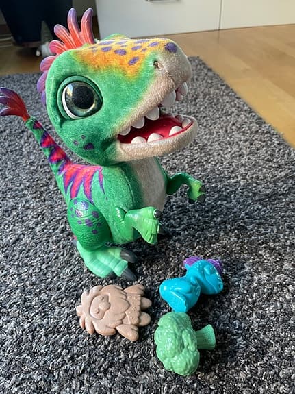Furreal dinosaur