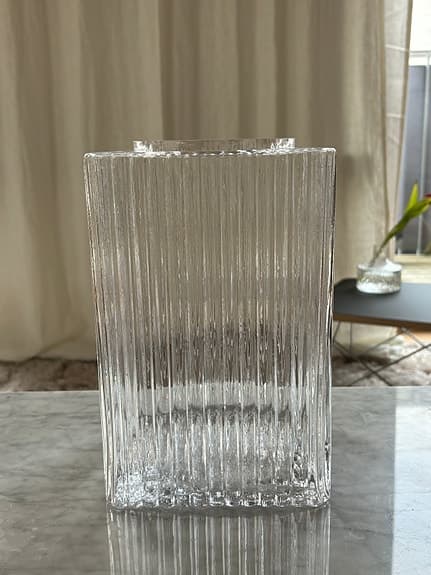 Vas från Skruf Glasbruk