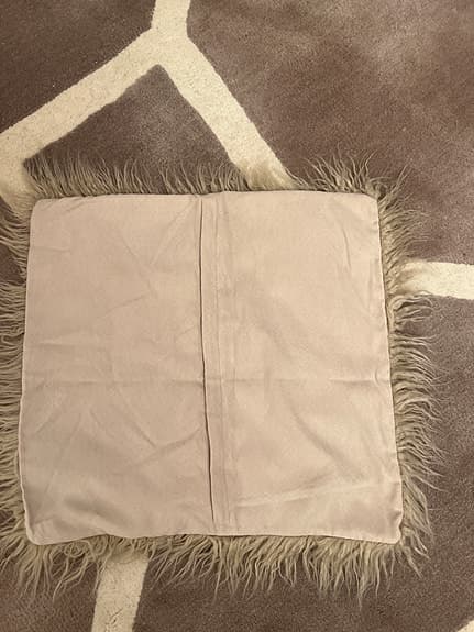 Zara Home prydnadskuddar, 2 st.