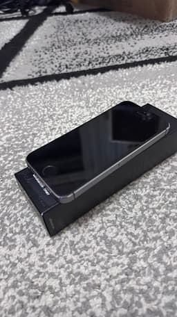 Apple iPhone 5s  16 GB Reservdel