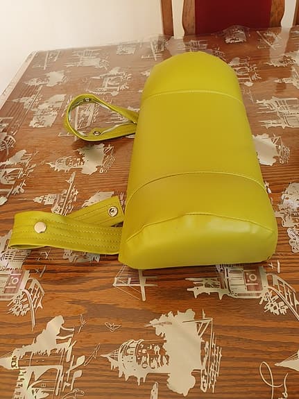 Nackstödkudde för fötålj