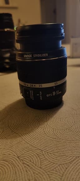 Canon EOS 500D + 5 objektiv och blixt,  väskor och laddare