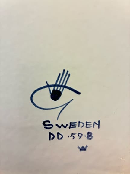 Spegel i målad fajans designad av Stig Lindberg för Gustavsbergs Studio.